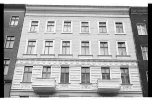 Kleinbildnegativ: Zossener Str. 18, 1984