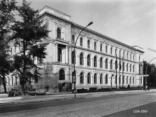 Landwirtschaftliche Hochschule & Museum für Naturkunde & Geologische Landesanstalt und Bergakademie; Berlin, Mitte