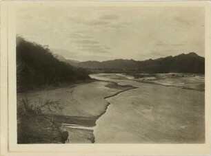 Rio Parapeti am Fuß der Anden