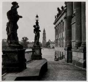 Potsdam, Kolonnaden Stadtschloß, Turm der Garnisonkirche