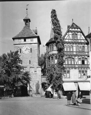 Konstanz. Schnetzturm (1280/1459). Südansicht mit Eckhaus Bodanstraße