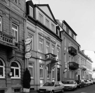 Wohnhaus; Bad Homburg, Elisabethenstraße 43