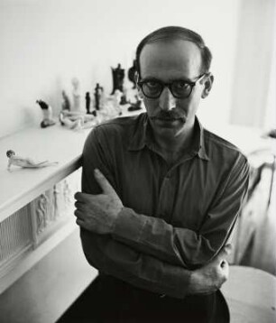 Der Zeichner und Karikaturist Saul Steinberg