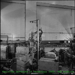 Kryostat-Versuchsanlage des Instituts für Experimentelle Kernphysik (IEKP) im Zyklotron (Zykl)