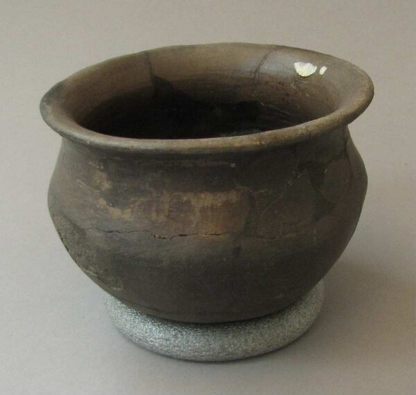 Clay vessel