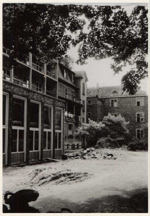 Zerstörung des Luisenheims und Wiederaufbau. Mutterhaus Kochstraße