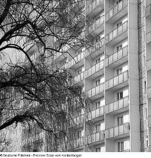 Baukomplex Stübelallee, Fucikplatz (Baustelle, Straßenkreuzung, Skulptur, Pläne, Modell)
