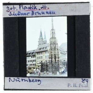 Nürnberg, Schöner Brunnen