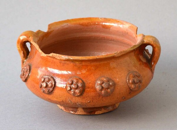 Clay vessel