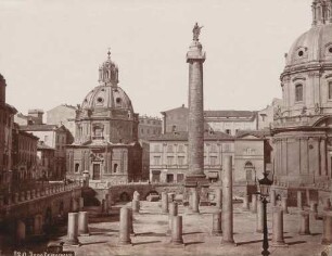 Trajanssäule im Forum Romanum in Rom