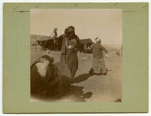Bauern tanzend. Kefr Besin bei Aleppo