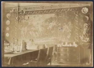 Speisezimmer von Prof. E. A. Donadini, Dresden : prunkvoll eingerichteter Raum in der späteren Wohnung der Donadinis, Wandgemälde "Venus und Amor in einem Wagen fahrend", das von Donadini stammt (Autorschaft ungesichert)