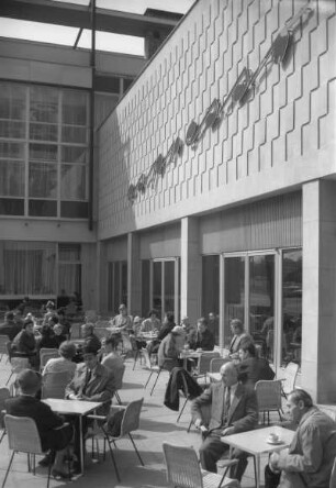 Dresden. Gaststättenkomplex "Am Zwinger", Espresso (Teil der Zwinger-Gaststätte)