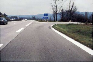 Ausfahrt Süd von Fahrbahn Süd (Basel Richtung Heidelberg)
