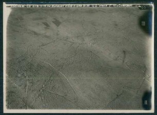 Foto der Stellungen nordwestlich von Bullecourt zwischen Arras und Cambrai (Luftbild)