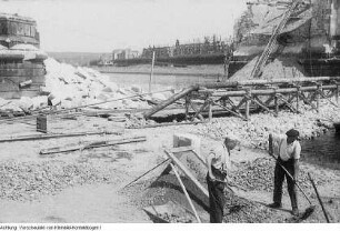 Dresden, Brücke der Einheit (Albertbrücke), Wiederaufbau, 1945