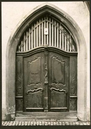 Rathaus. Mittleres Rathaustor um 1770