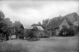 Bauerngut am Hang
