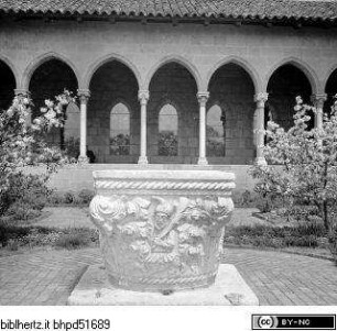 Bonnefont Cloister