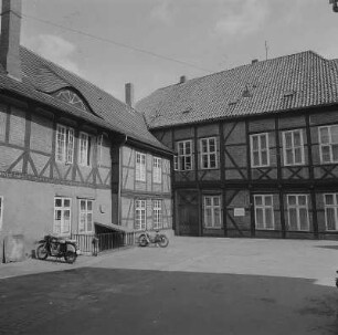 Schwerin. Domhof, erbaut 1514