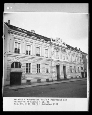 Pfarrhaus der Heilig-Geist-Kirche