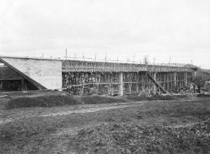 Beutenbachtalbrücke in km 577,862 Lehrgerüst und Überbauschalung