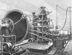 Fünfspindlige Kesselbohrmaschine (R. Wolf, Magdeburg) : Technikgeschichte | Maschinenbau | Kraftmaschinen | Dampflokomobile