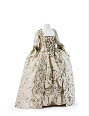 Robe à la Française aus Silberlamé