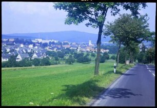 Marktleuthen: Straße mit Stadt und Kirche