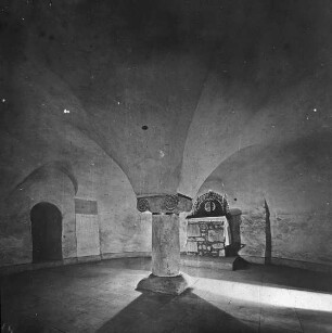 Fulda, Michaelskirche, Krypta nach Norden