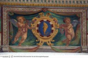 Fries mit Putti, Grotesken und Veduten