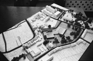 Stadtratsbeschluss zum Bau eines Hallenbads für Durlach im Areal Weiherhof