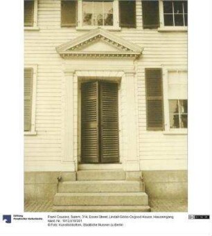 Salem, 314, Essex Street, Lindall-Gibbs-Osgood House, Hauseingang