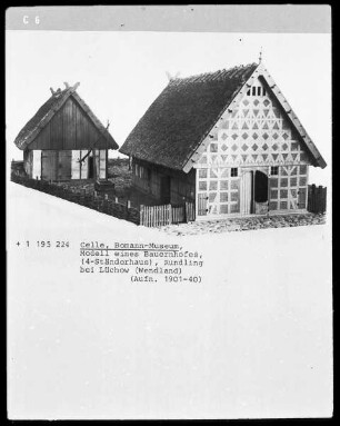Modell eines Vierständerhauses aus Rundling bei Lüchow
