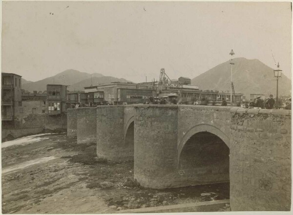 Puente de Piedra in Lima