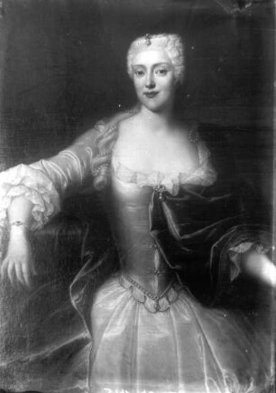 Bildnis Benedicta Margaretha Freifrau von Loewendahl, Dreiviertelporträt