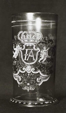 Humpen mit Monogramm FA