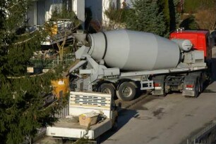 Fotografie: Sonderfahrzeug, Baustoffe, Be- und Entladen, LKW