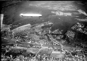 Luftschiff "Graf Zeppelin" LZ 127 über Bielefeld