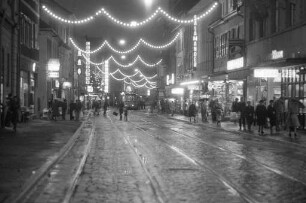 Weihnachtsbeleuchtung in der Pfinztalstraße in Durlach