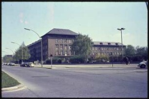 A.E.G. Verwaltungsgebäude