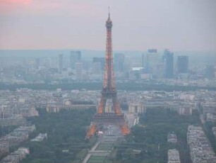 Eiffelturm und westliche Vorstädte vom Tour Montparnasse
