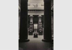 Blick in den Ägyptischen Hof im Neuen Museum