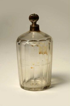 Flakon aus Parfumkasten