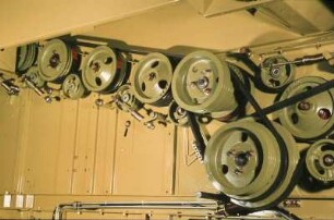 Fotografie: Mähdrescher selbstfahrend, Antriebs- und Anbausystem
