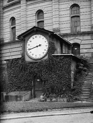 Dresden-Reick. Gaswerk Reick. Inhaltsanzeiger am Gasbehälter in Tausend cbm