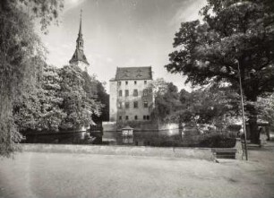 Schloss Schönfeld