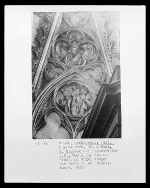 Portail de la Calende: Martyrium des Heiligen Nikasius; Engel tragen die Seele in den Himmel