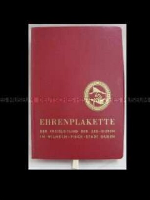 Plakette mit Porträt Wilhelm Piecks, im Etui