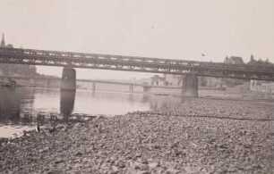 Eisenbahnbrücke